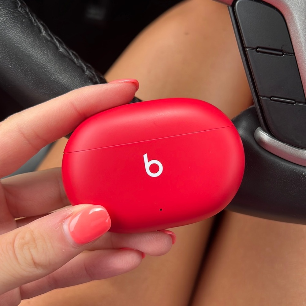 Beats Studio Earbuds